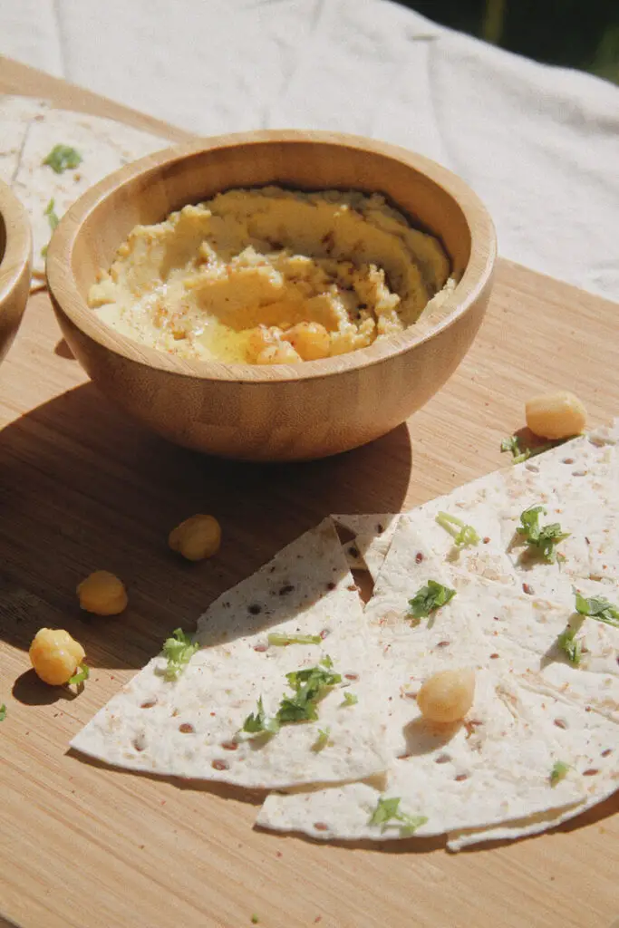 Hummus with pita
