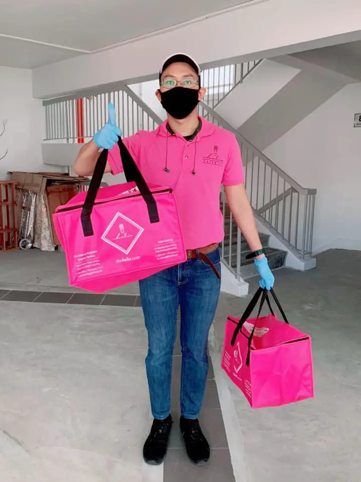 Halia deliveryman