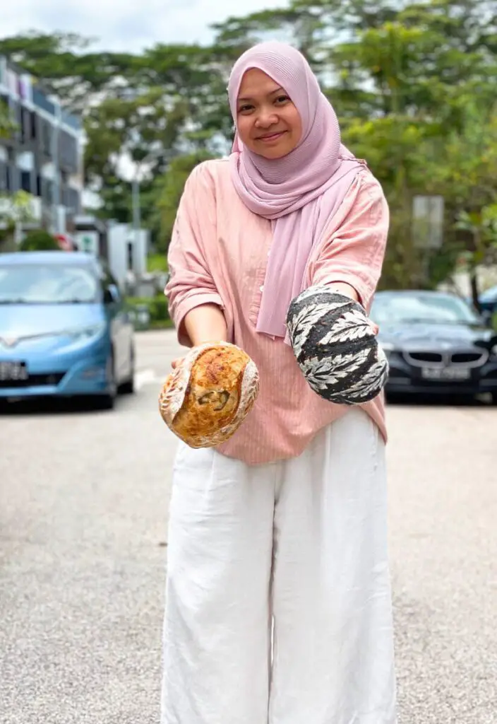 JuneBug, stay-at-home baker