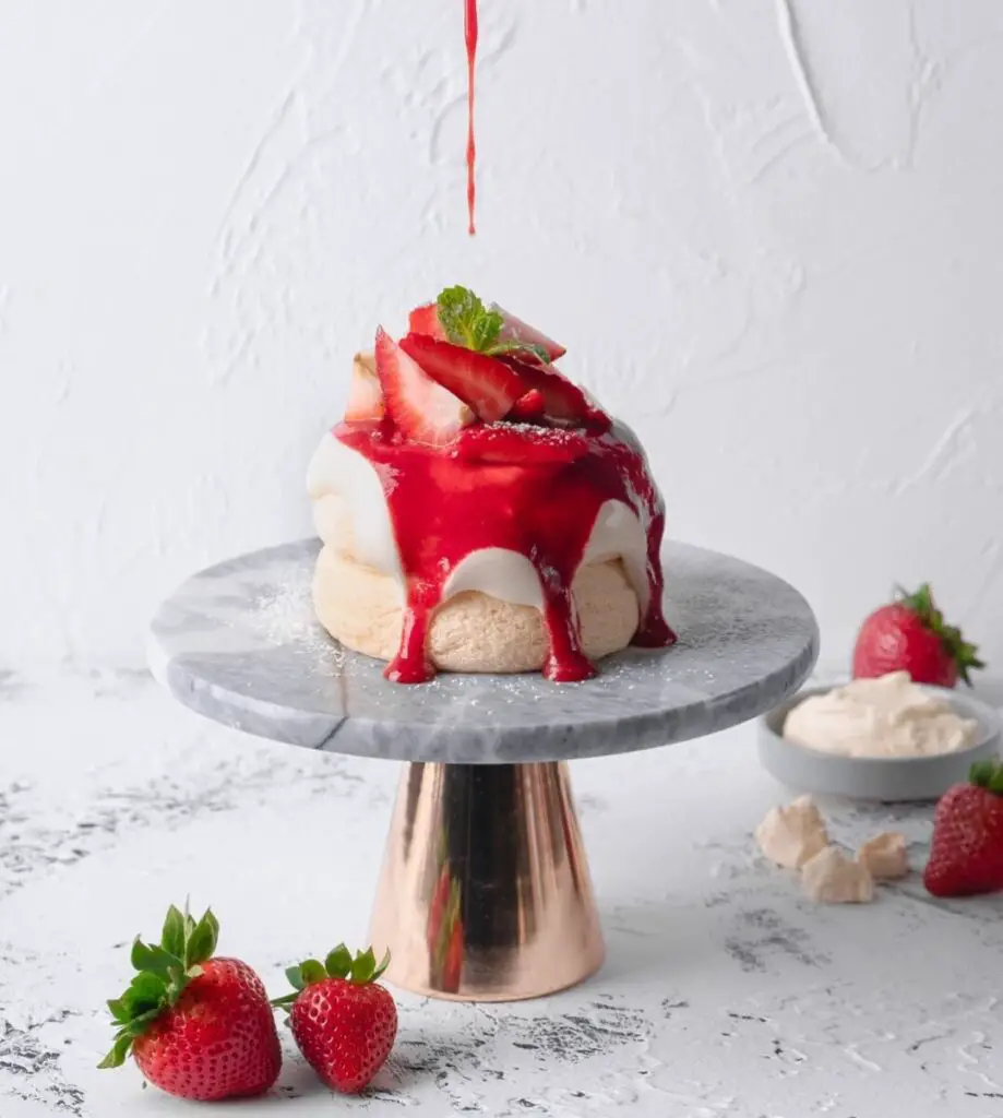Strawberry Cheese Souffle Pancake