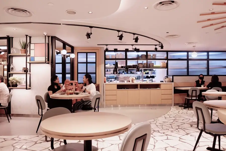Open kitchen at Poulet