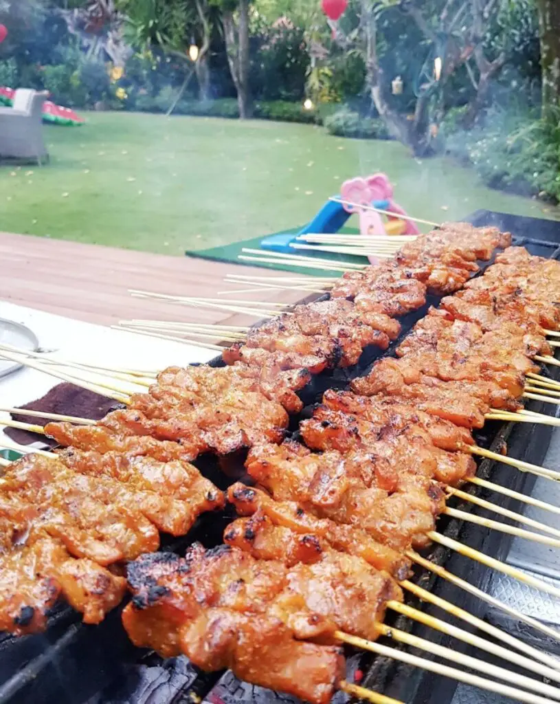Satay Boy live station
