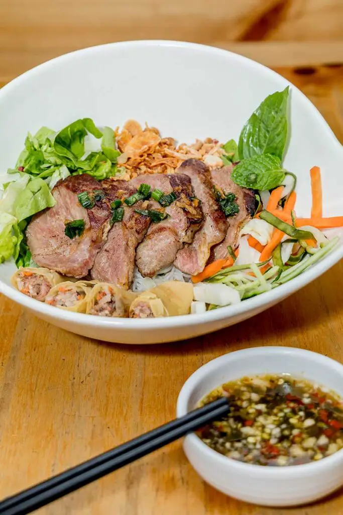Bún Noodle w Flame Seared Marbled Sirloin Beef & Fried Spring Rolls