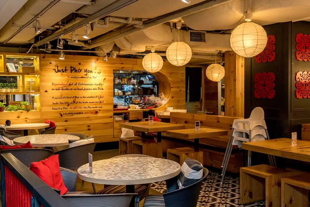 So Pho dining area