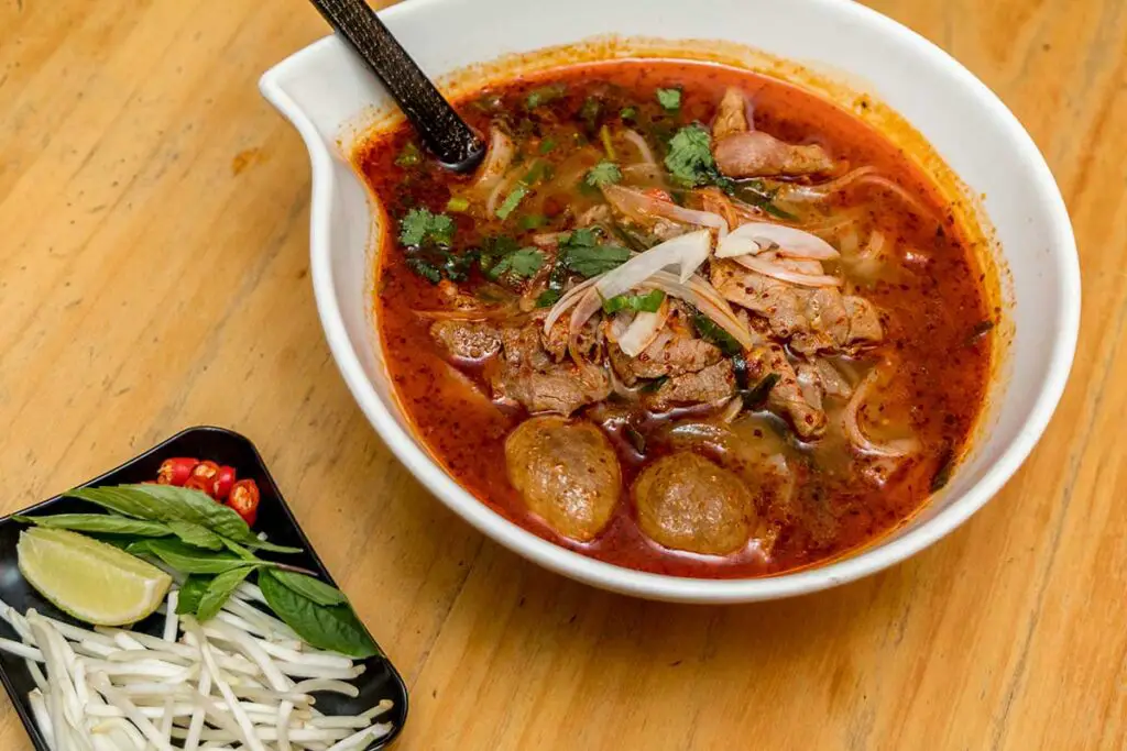Spicy pho with beef