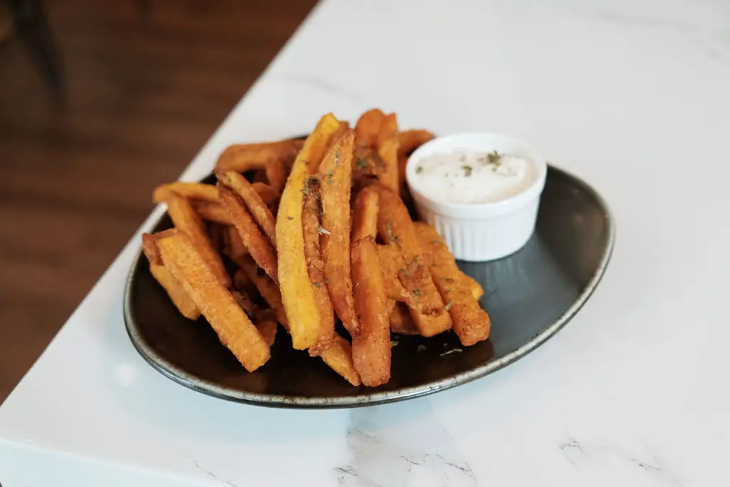 Sweet Potato Fries at Comme Me Das