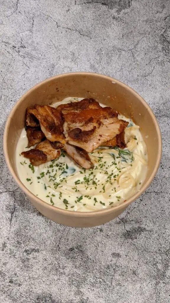 Creamy Spinach Chicken Pasta