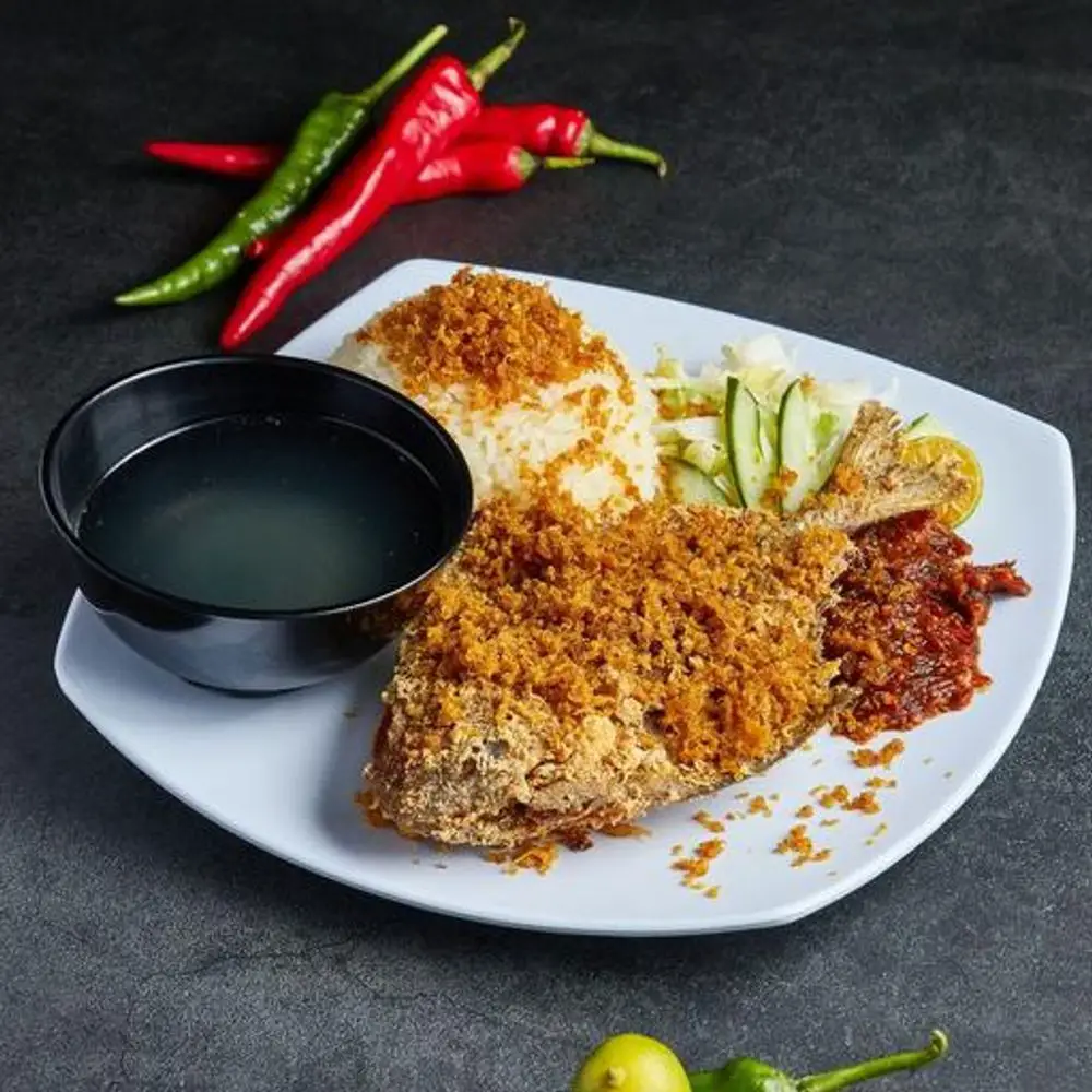 Nasi Ikan Penyet